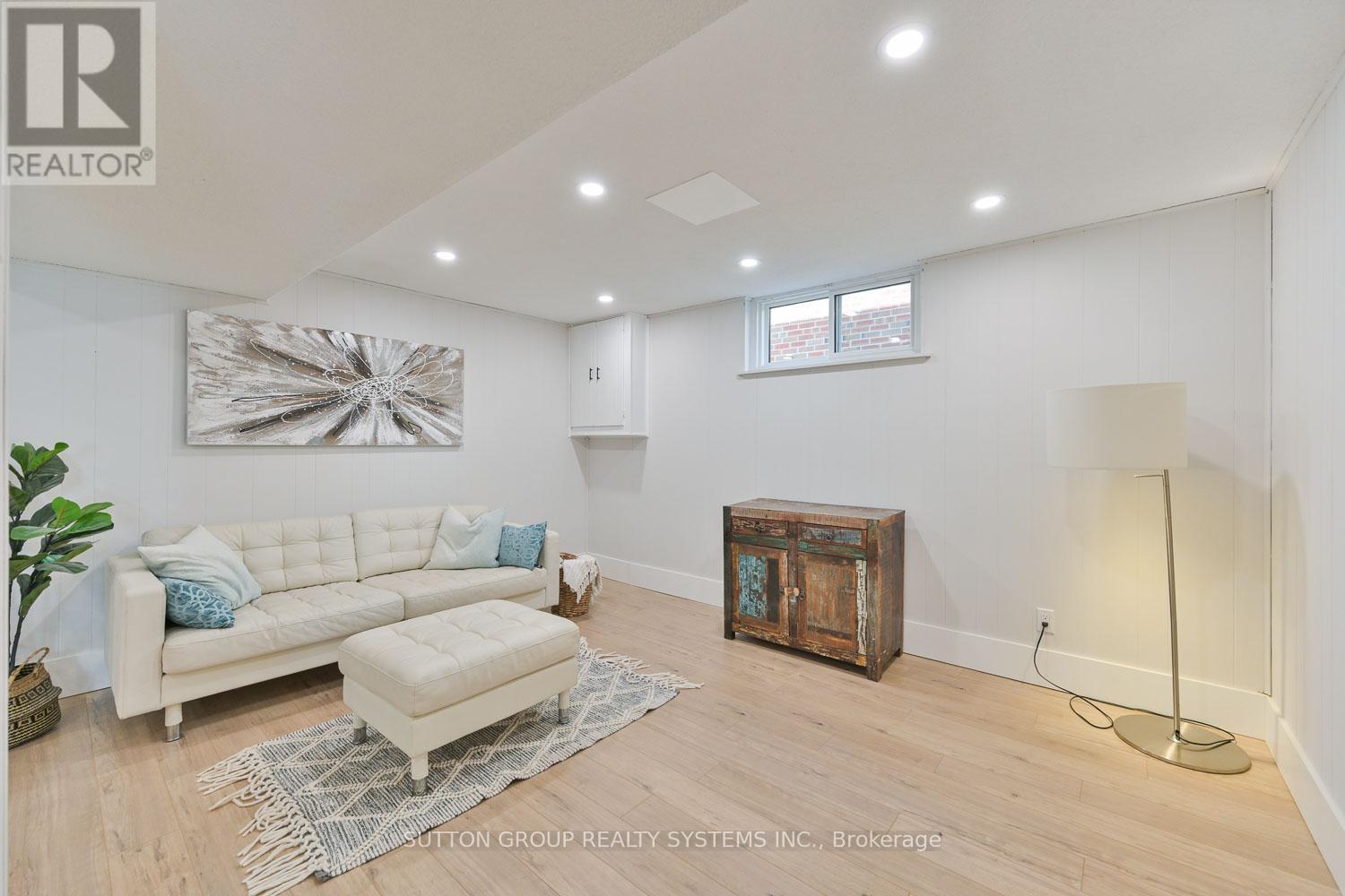 105 Crendon Drive, Toronto, Ontario  M9C 3H7 - Photo 29 - W13139210