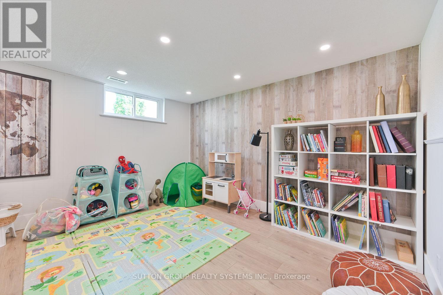 105 Crendon Drive, Toronto, Ontario  M9C 3H7 - Photo 30 - W13139210