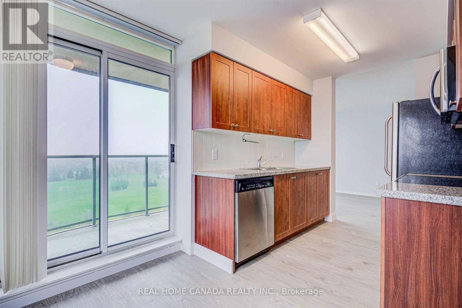 803 - 4889 Kimbermount Avenue, Mississauga, Ontario  L5M 7R9 - Photo 10 - W13139222