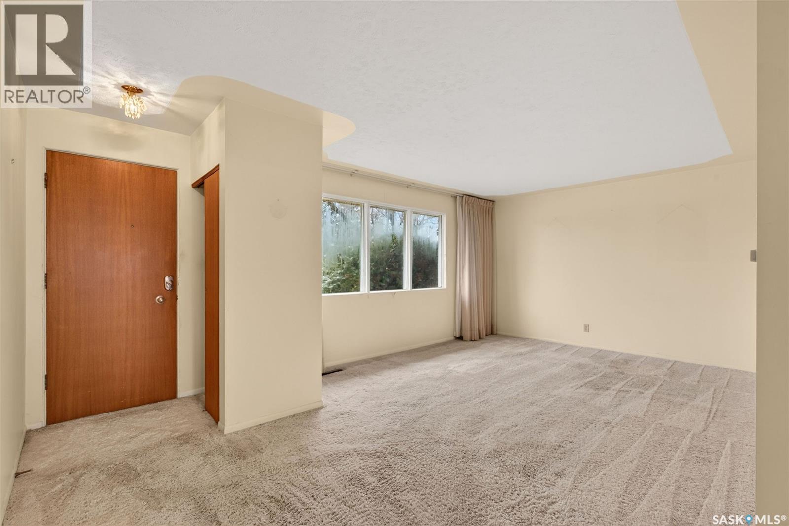 334 25th Street W, Prince Albert, Saskatchewan  S6V 5P6 - Photo 10 - SK036234