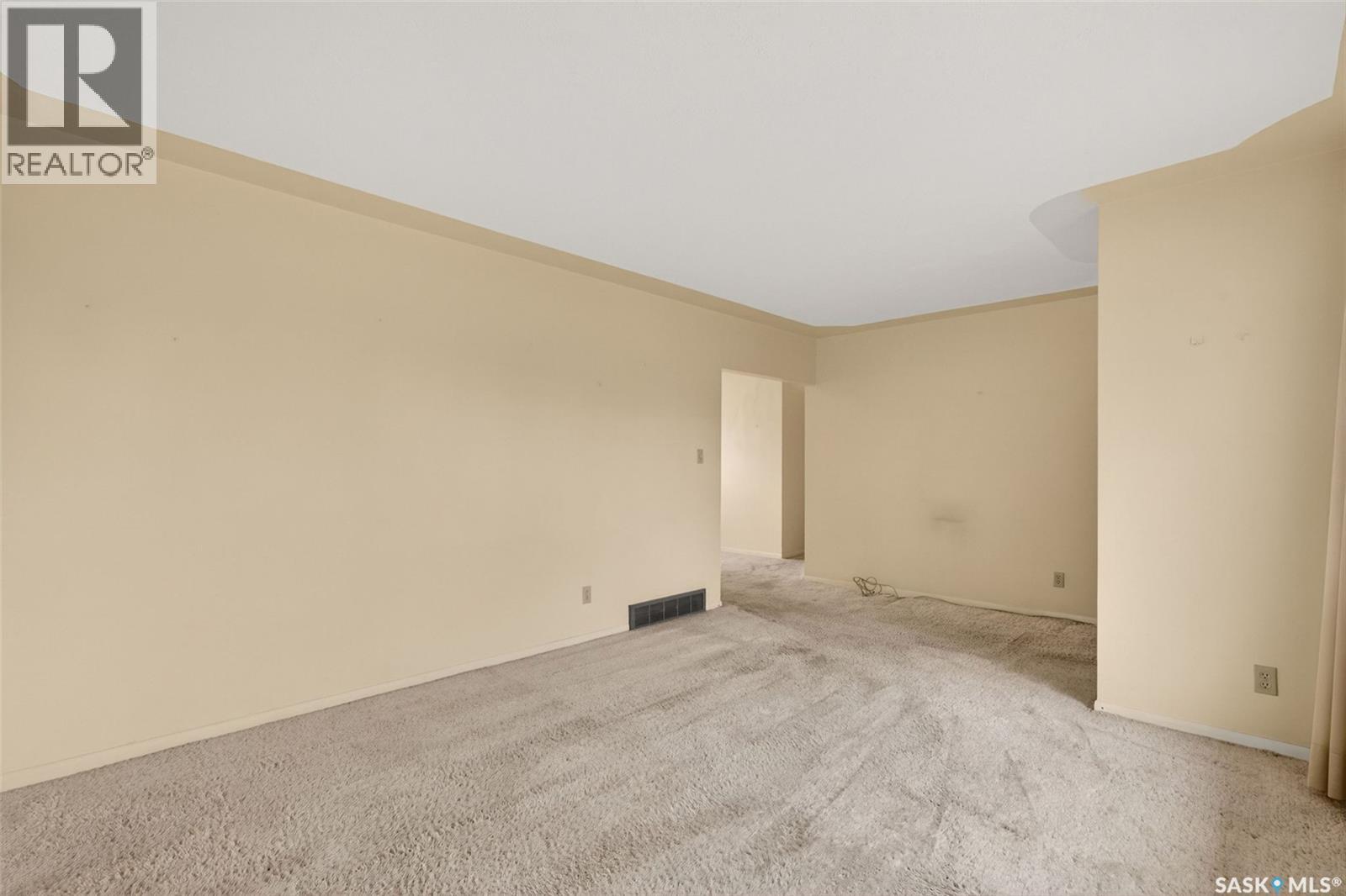 334 25th Street W, Prince Albert, Saskatchewan  S6V 5P6 - Photo 14 - SK036234