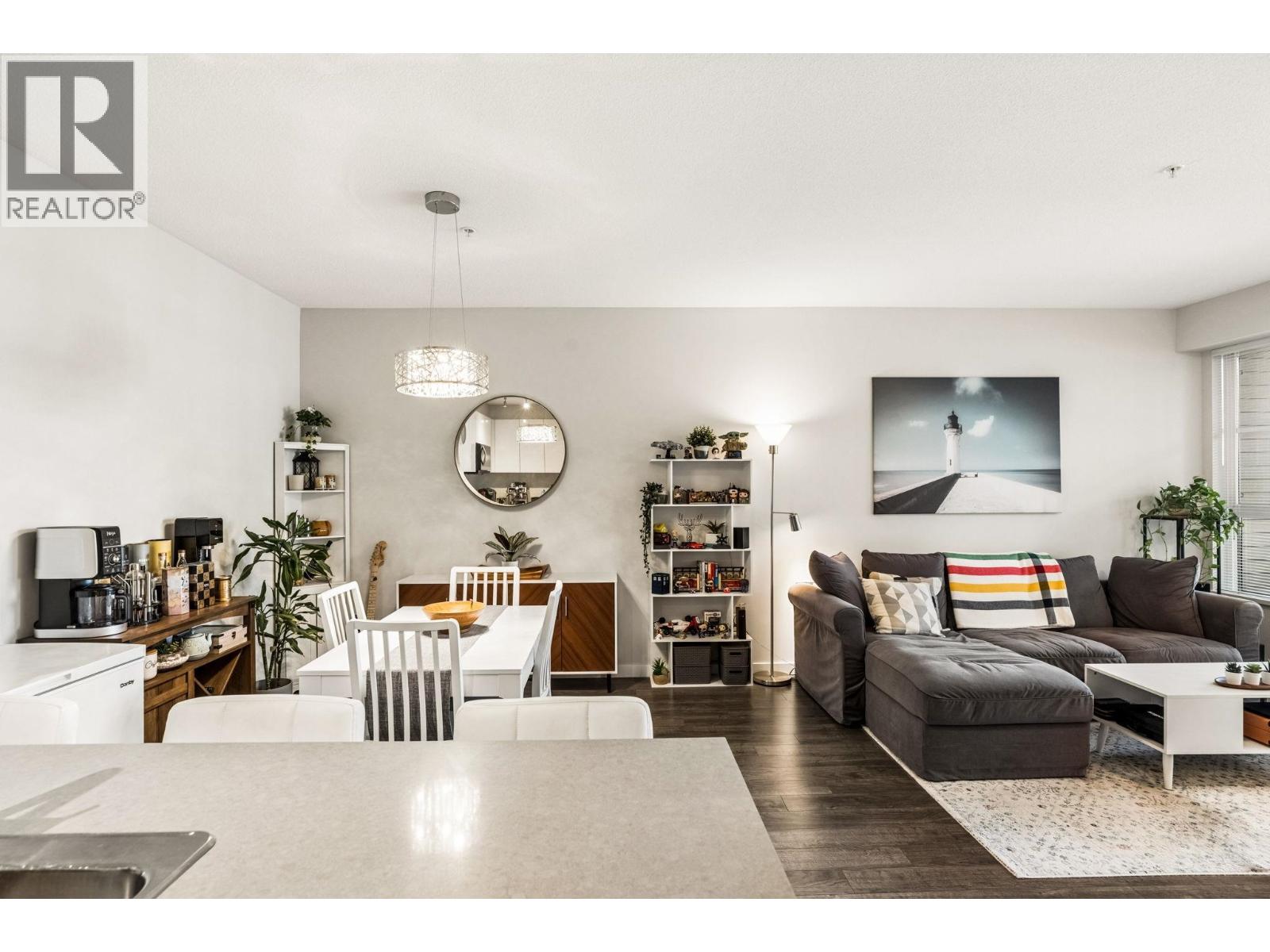 412 1152 WINDSOR MEWS, Coquitlam, British Columbia