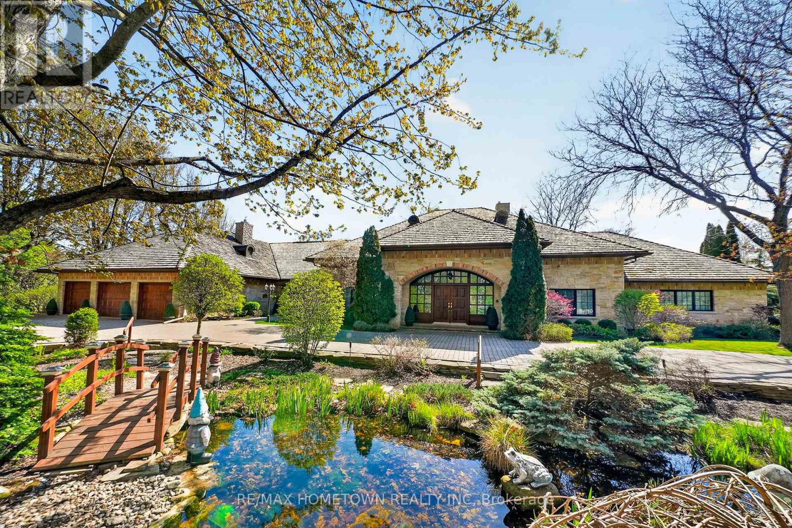 16024 LAKESIDE DRIVE, South Stormont, Ontario