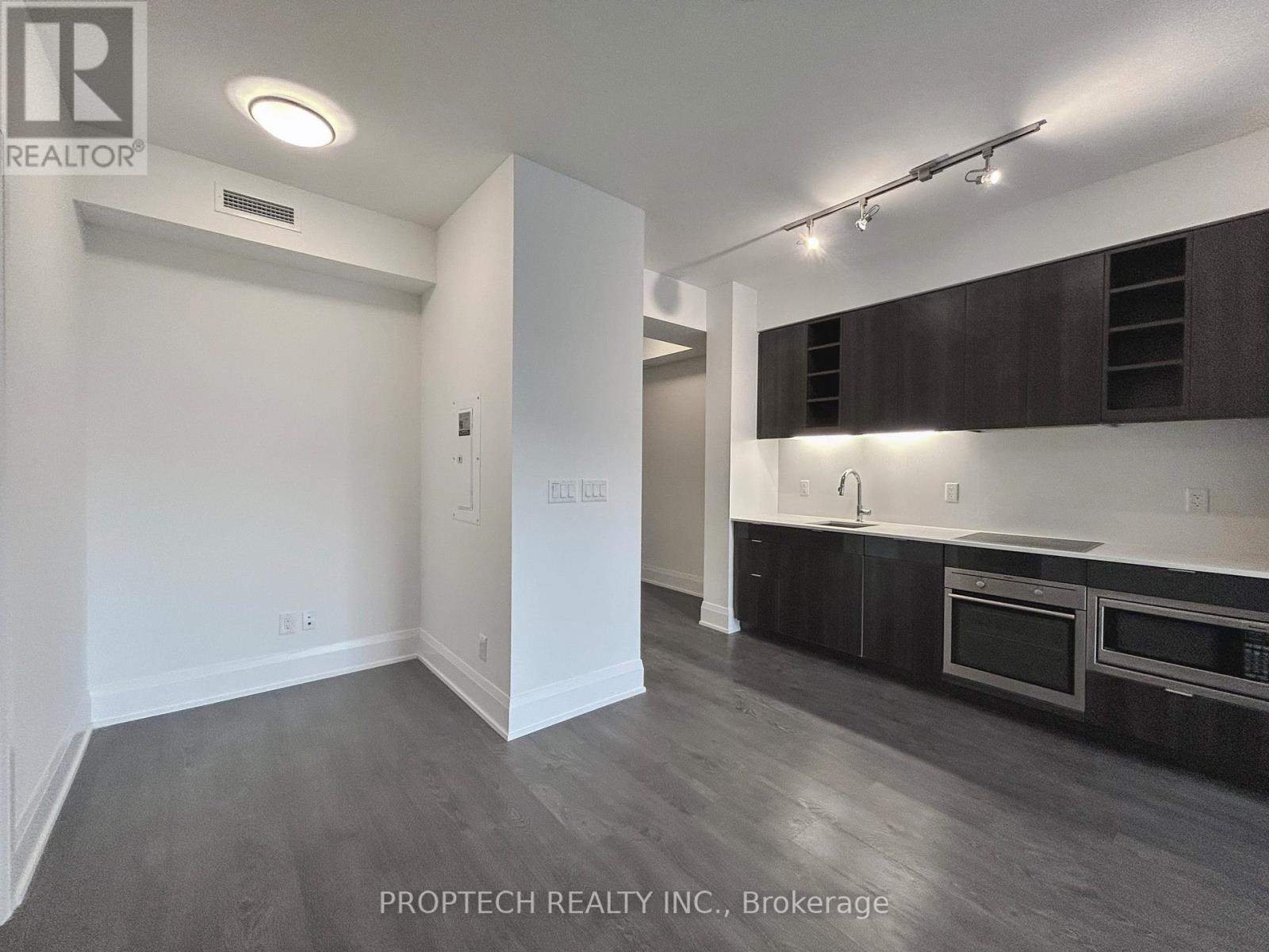 2104 - 101 Erskine Avenue, Toronto, Ontario  M4P 0C5 - Photo 12 - C13138234