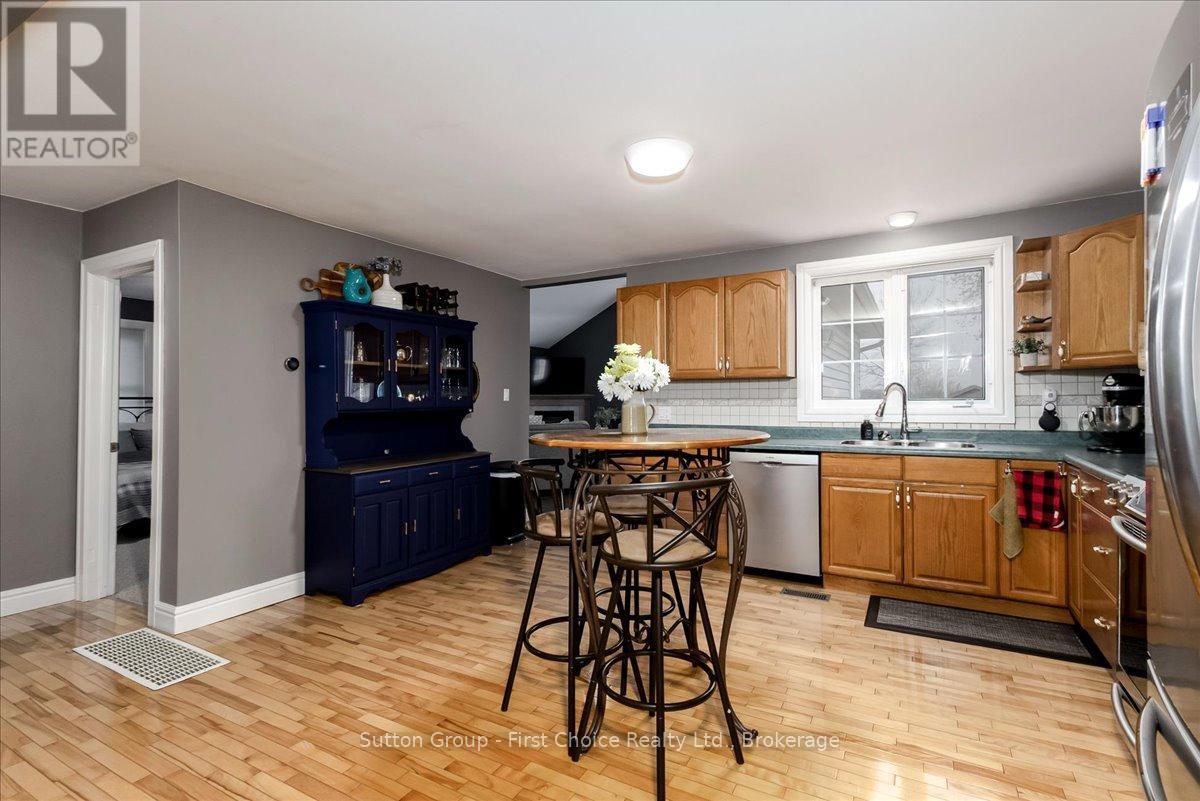 202 Huron Road, Perth South, Ontario  N0K 1X0 - Photo 14 - X13139242