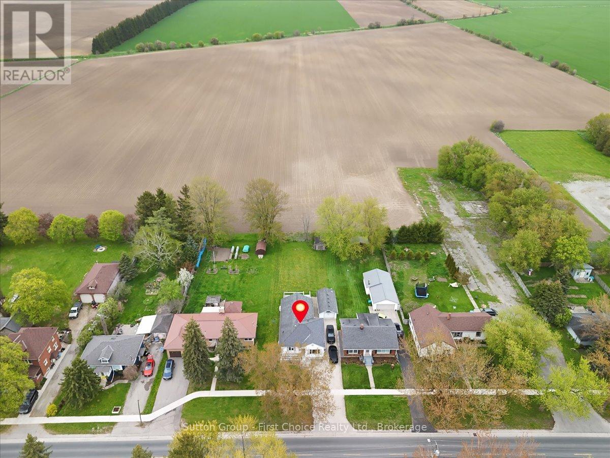 202 Huron Road, Perth South, Ontario  N0K 1X0 - Photo 2 - X13139242