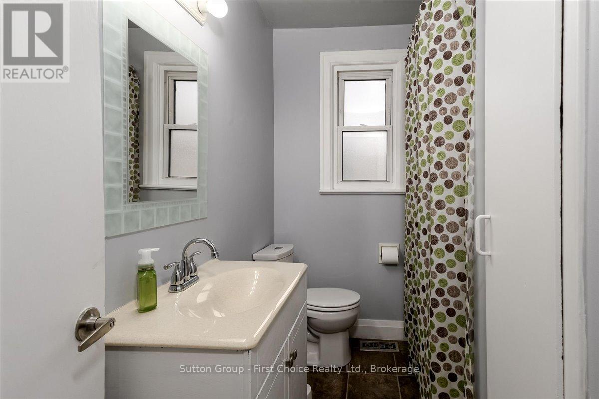 202 Huron Road, Perth South, Ontario  N0K 1X0 - Photo 22 - X13139242