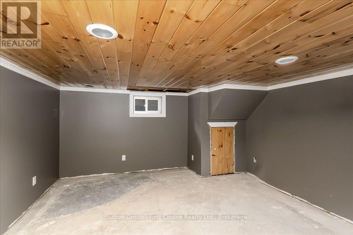 202 Huron Road, Perth South, Ontario  N0K 1X0 - Photo 28 - X13139242