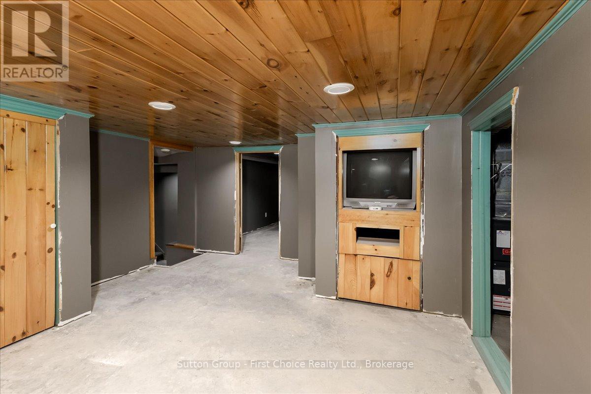 202 Huron Road, Perth South, Ontario  N0K 1X0 - Photo 29 - X13139242