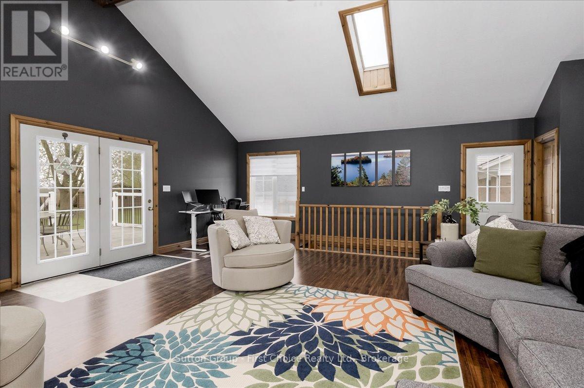 202 Huron Road, Perth South, Ontario  N0K 1X0 - Photo 6 - X13139242