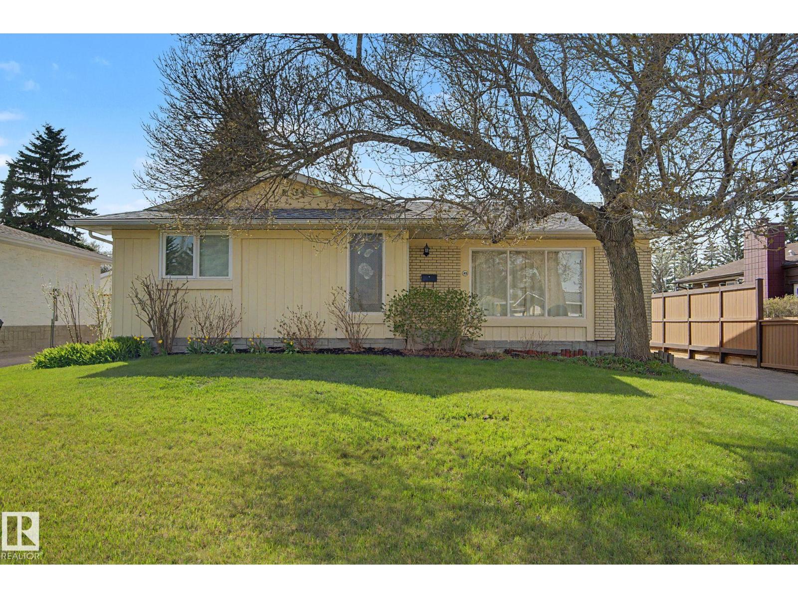 42 Hawkins Cr, Sherwood Park, Alberta  T8A 3P2 - Photo 2 - E4488348