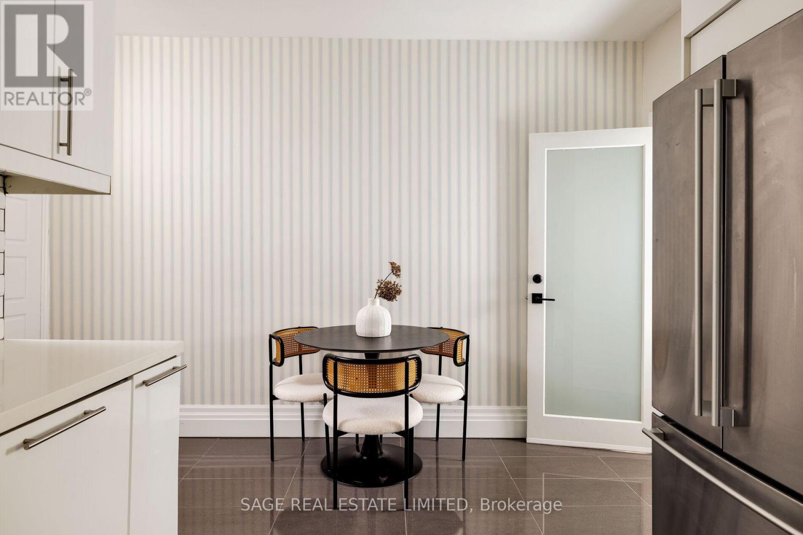 208 Galley Avenue, Toronto, Ontario  M6R 1H4 - Photo 16 - W13128690