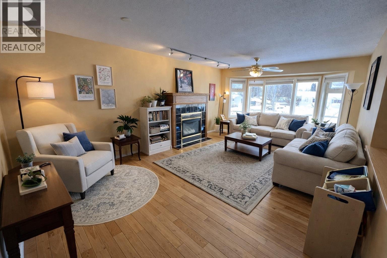 4824 Gairdner Crescent, Fort Nelson, British Columbia  V0C 1R0 - Photo 3 - R3103562