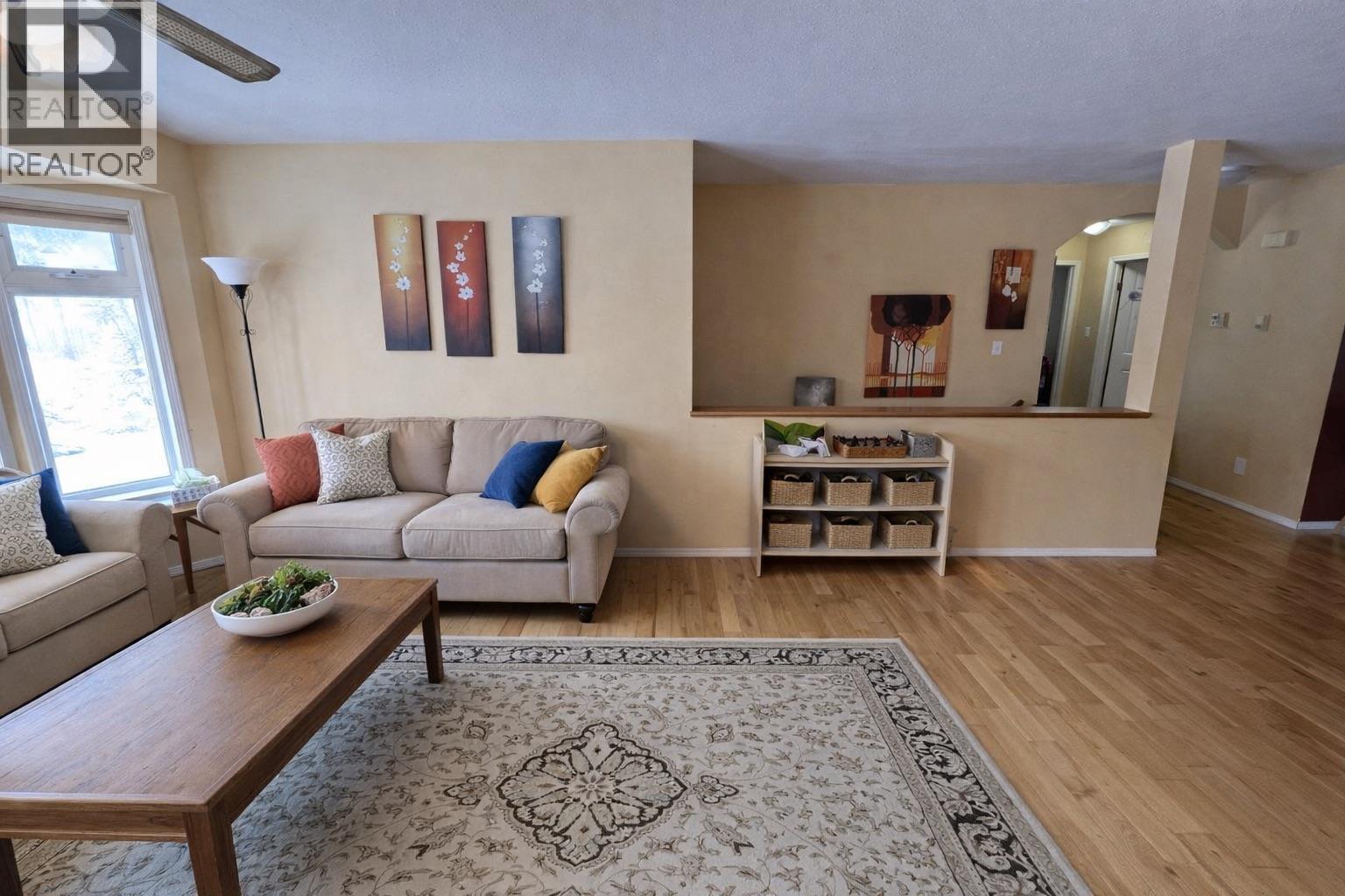 4824 Gairdner Crescent, Fort Nelson, British Columbia  V0C 1R0 - Photo 5 - R3103562