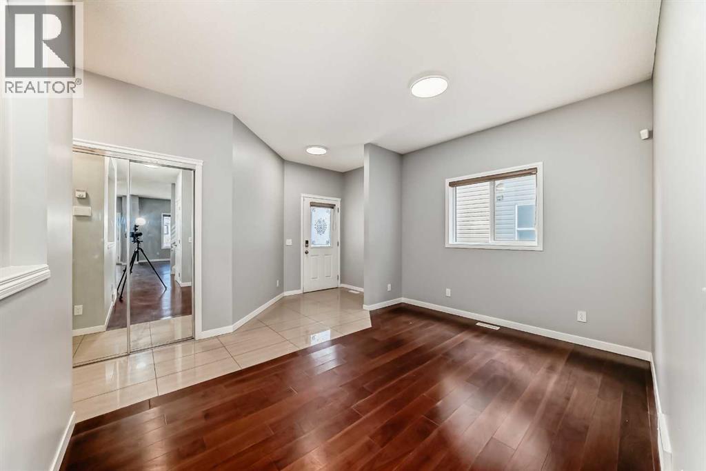 46 Saddlecrest Gardens NE, Calgary, Alberta  T3J 0C4 - Photo 15 - A2301088