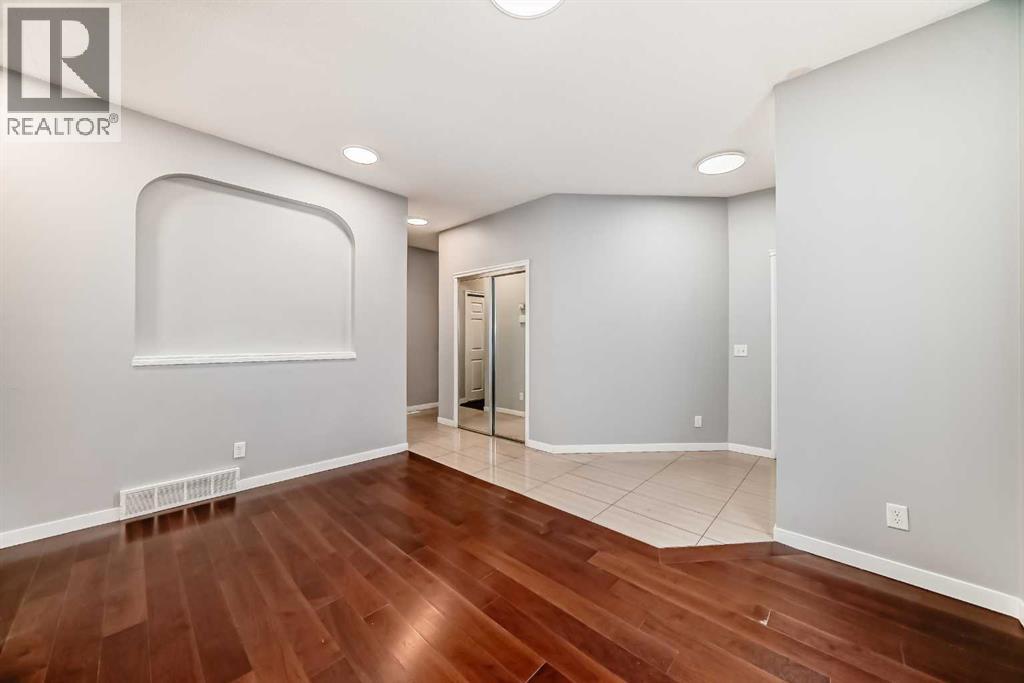 46 Saddlecrest Gardens NE, Calgary, Alberta  T3J 0C4 - Photo 16 - A2301088