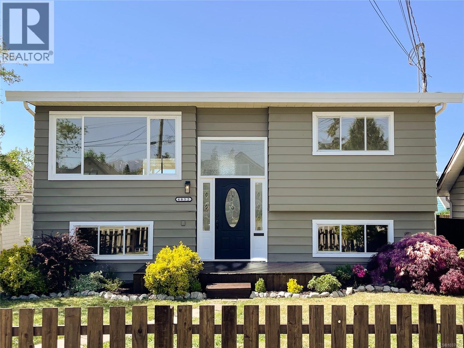 4852 David St, Port Alberni, British Columbia  V9Y 6P2 - Photo 1 - 1037056