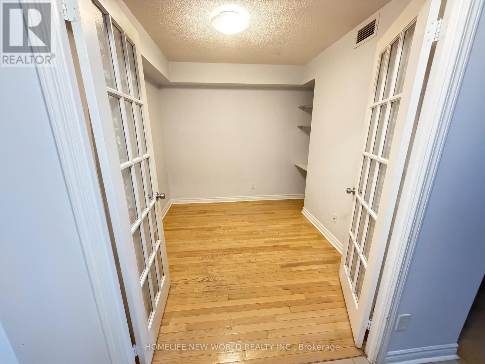 1805 - 3 Rean Drive, Toronto, Ontario  M2K 3C2 - Photo 9 - C12980496