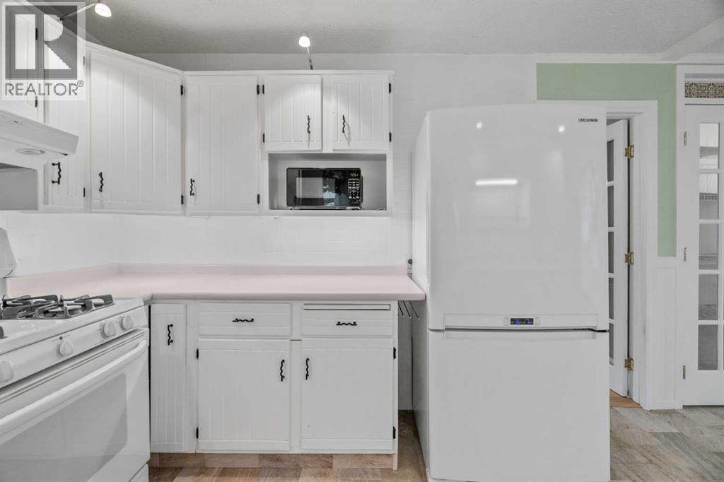 164 Sun Valley Drive SE, Calgary, Alberta  T2X 2C1 - Photo 11 - A2307742