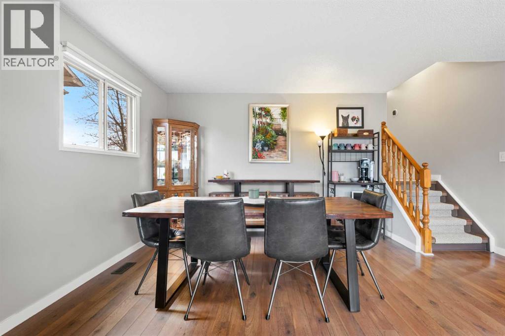 11 Deersaxon Circle SE, Calgary, Alberta  T2J 6V8 - Photo 17 - A2307805
