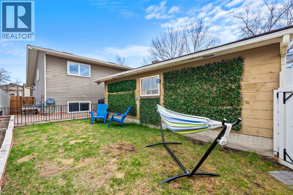 11 Deersaxon Circle SE, Calgary, Alberta  T2J 6V8 - Photo 42 - A2307805