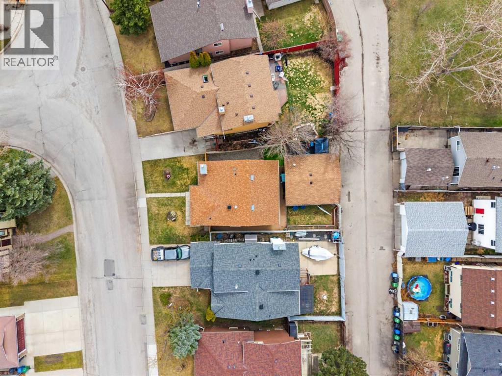 11 Deersaxon Circle SE, Calgary, Alberta  T2J 6V8 - Photo 46 - A2307805