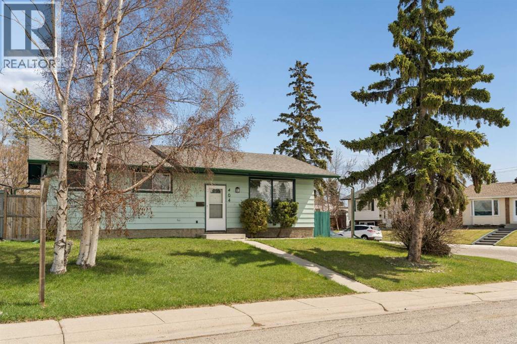 404 Manora Way NE, Calgary, Alberta