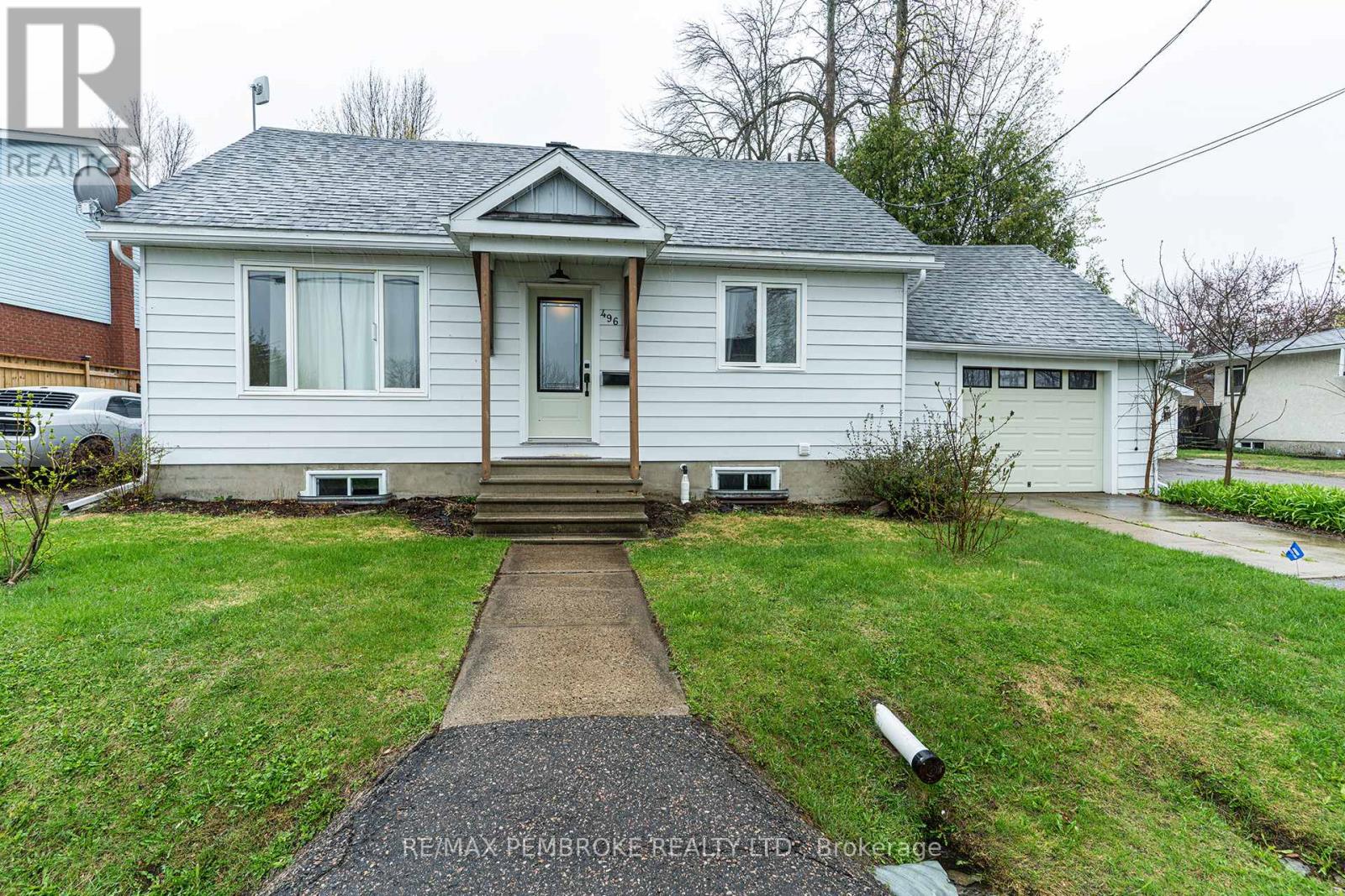 496 WILBERT STREET, Pembroke, Ontario