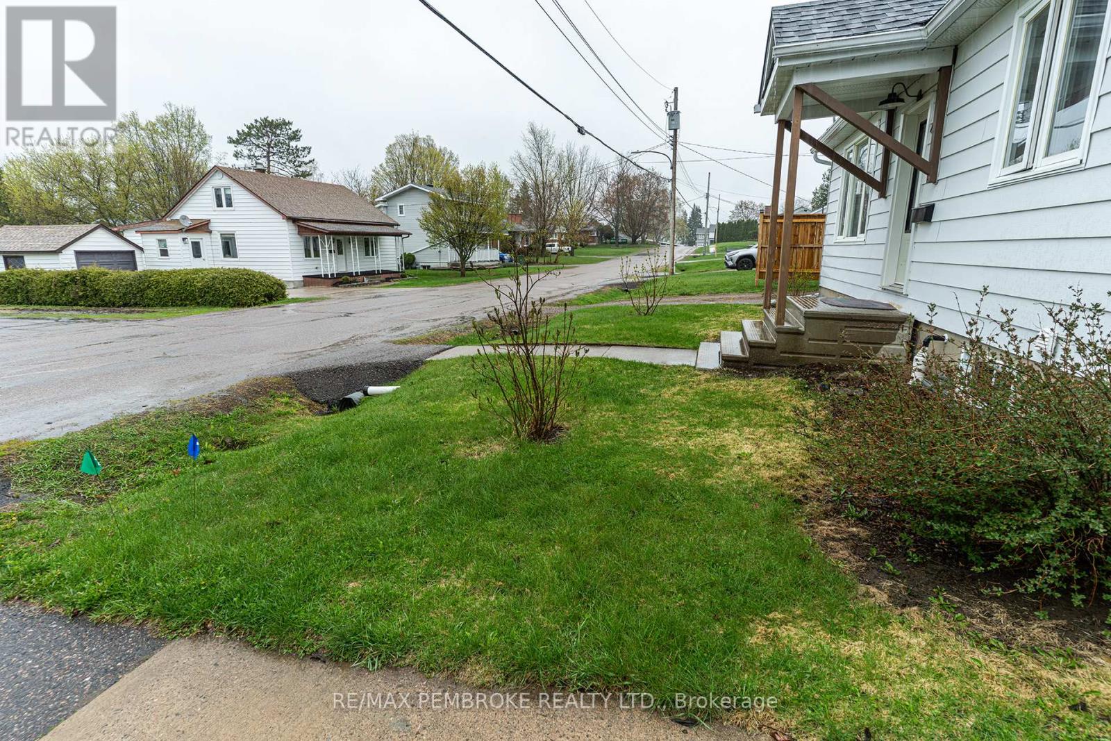 496 Wilbert Street, Pembroke, Ontario K8A 3G6 - Photo 4 - X13139262