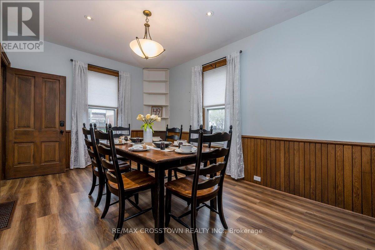 49 Park Street, Barrie, Ontario  L4N 1H7 - Photo 11 - S13137560
