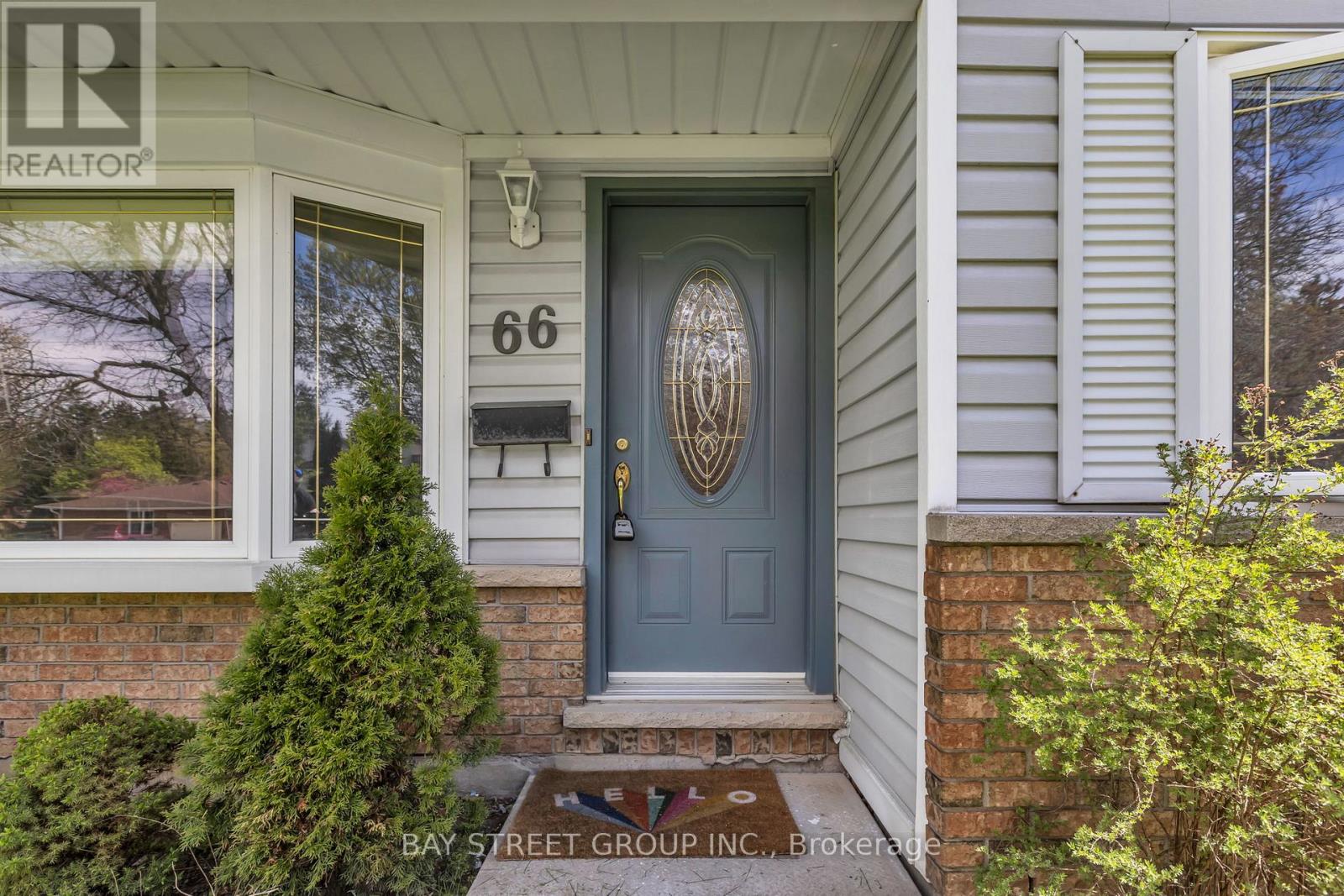 66 Amos Avenue, Waterloo, Ontario  N2L 5G3 - Photo 4 - X13139258