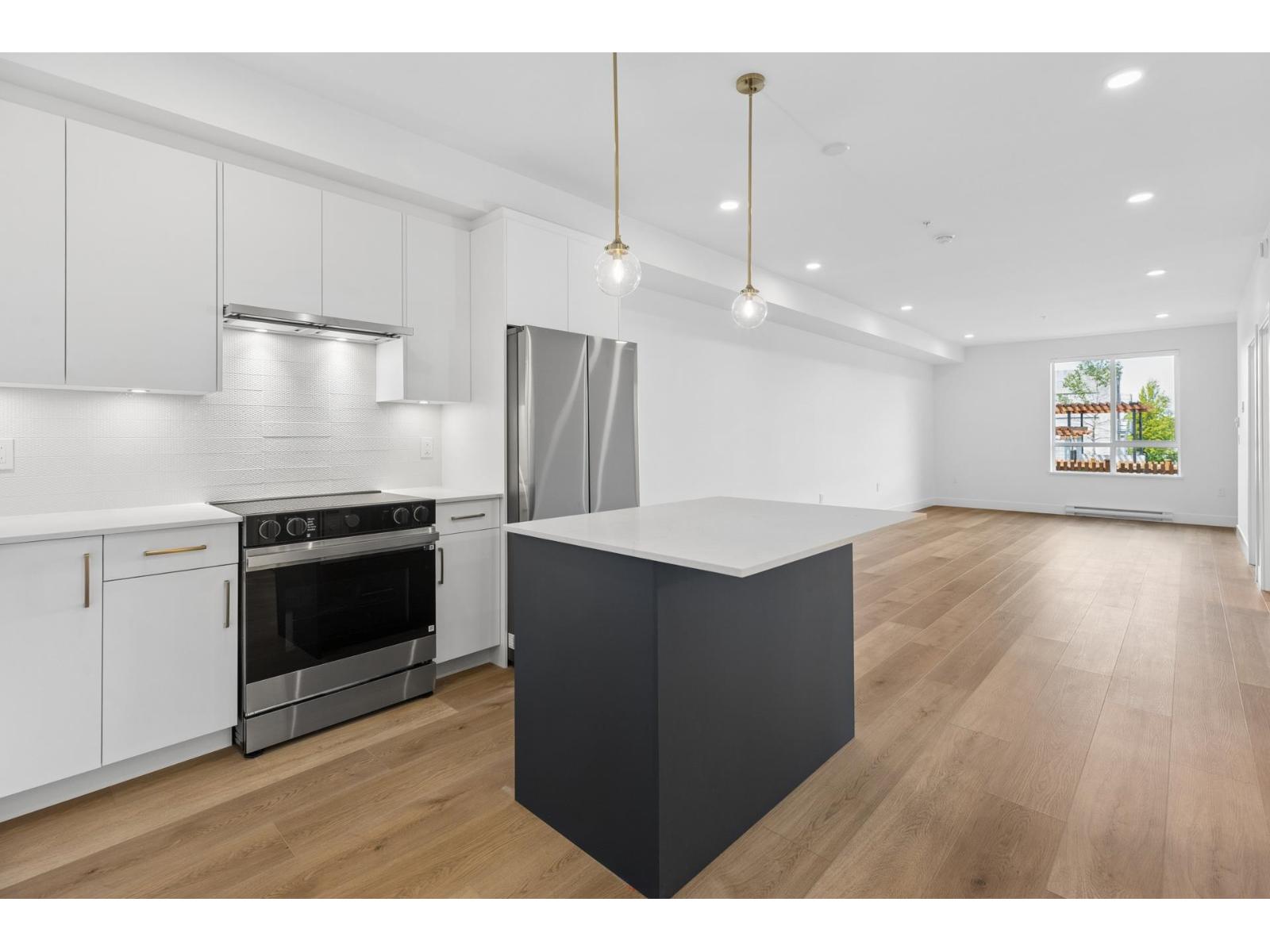 102 72 AVENUE, Langley, British Columbia