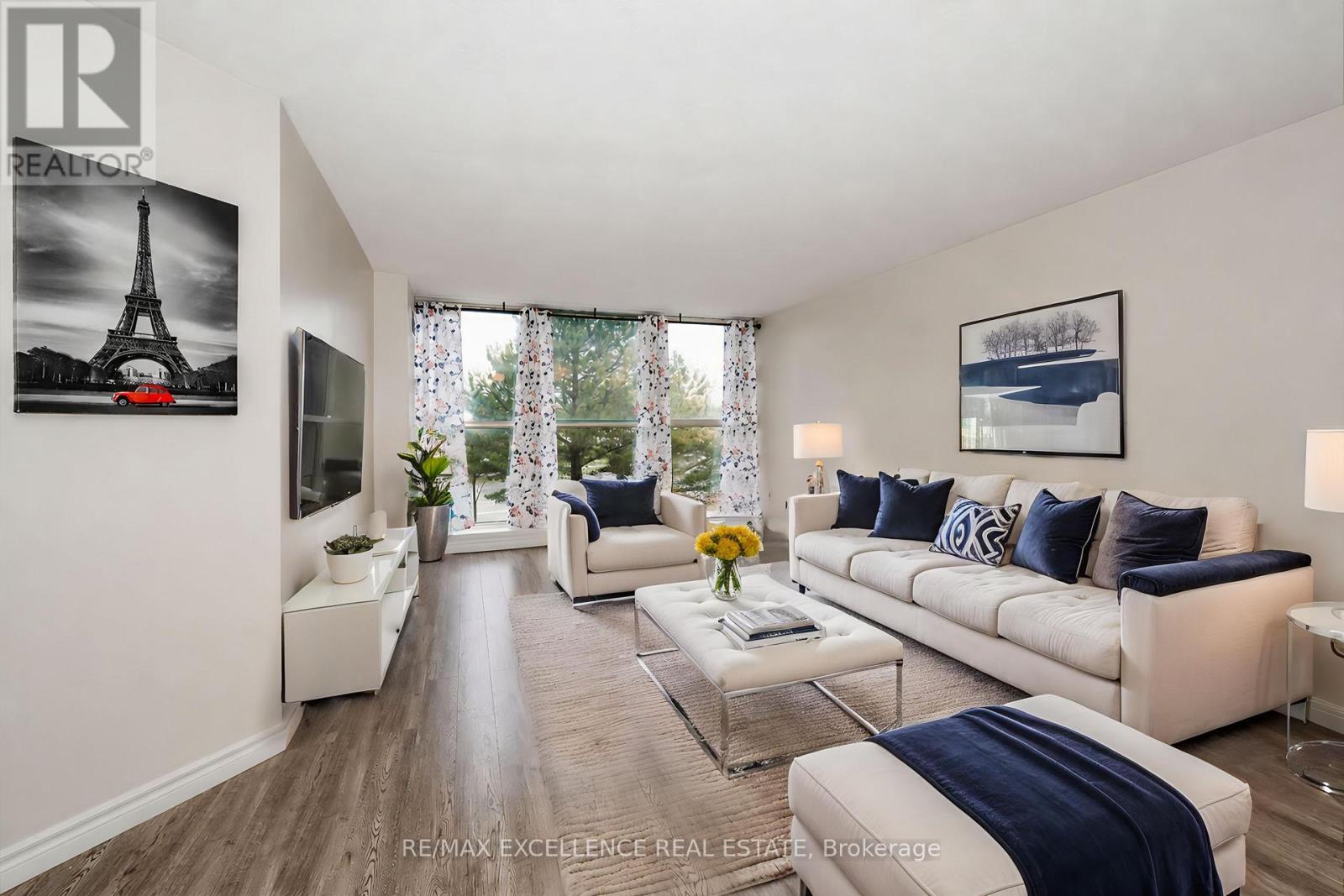 202 - 4205 SHIPP DRIVE, Mississauga, Ontario