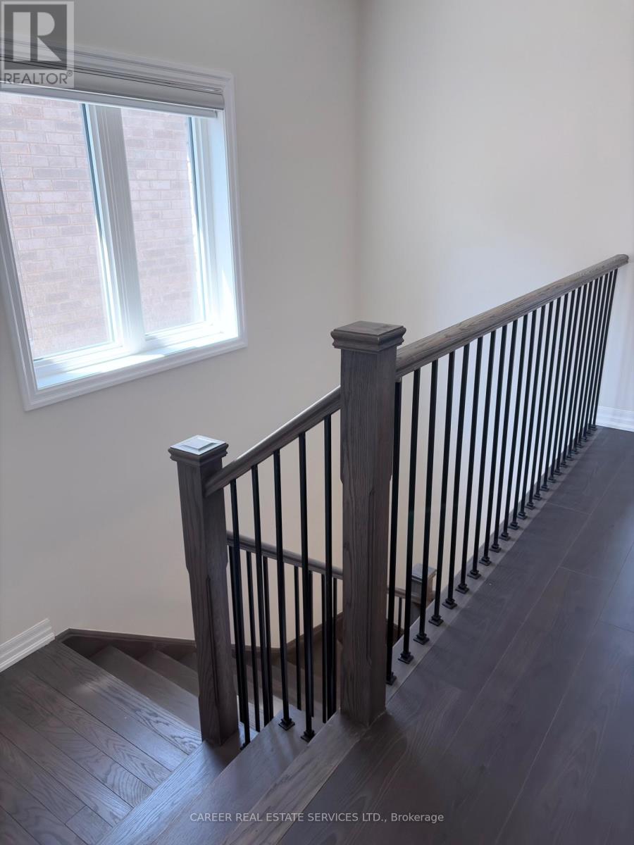 67 Ed Ewert Avenue, Clarington, Ontario  L1B 0W7 - Photo 13 - E13139296