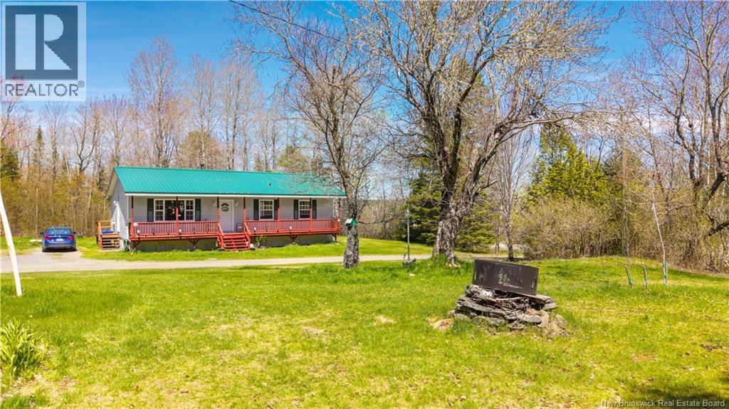 752 Route 127, Rollingdam, New Brunswick  E5A 2V6 - Photo 3 - NB139348