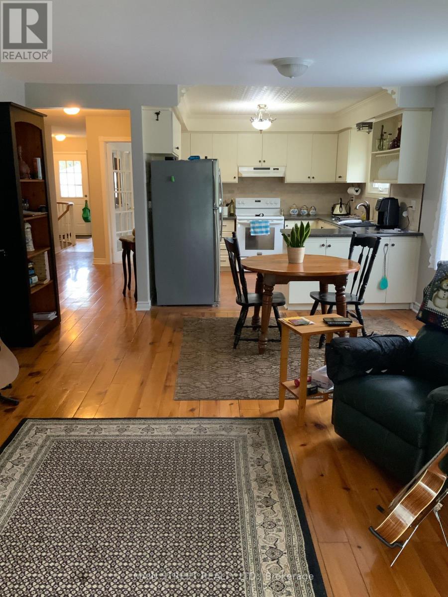 32 Centre Road, Uxbridge, Ontario  L9P 1A7 - Photo 8 - N13139288