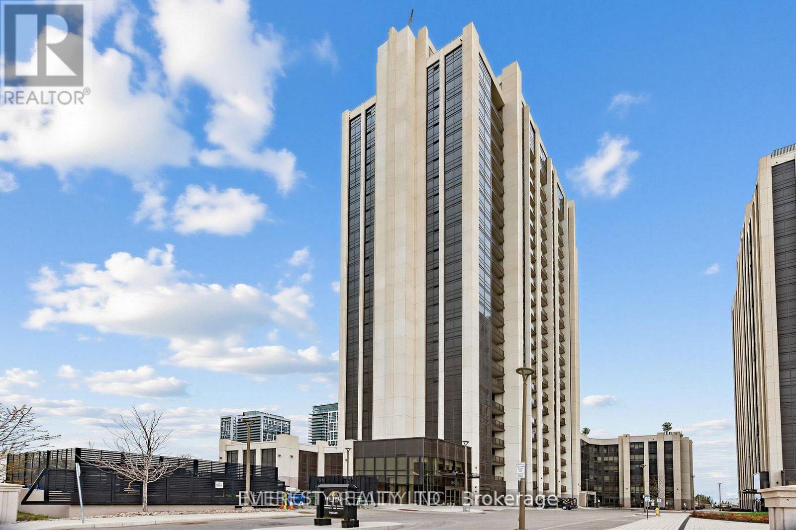 1706 - 9075 JANE STREET, Vaughan, Ontario