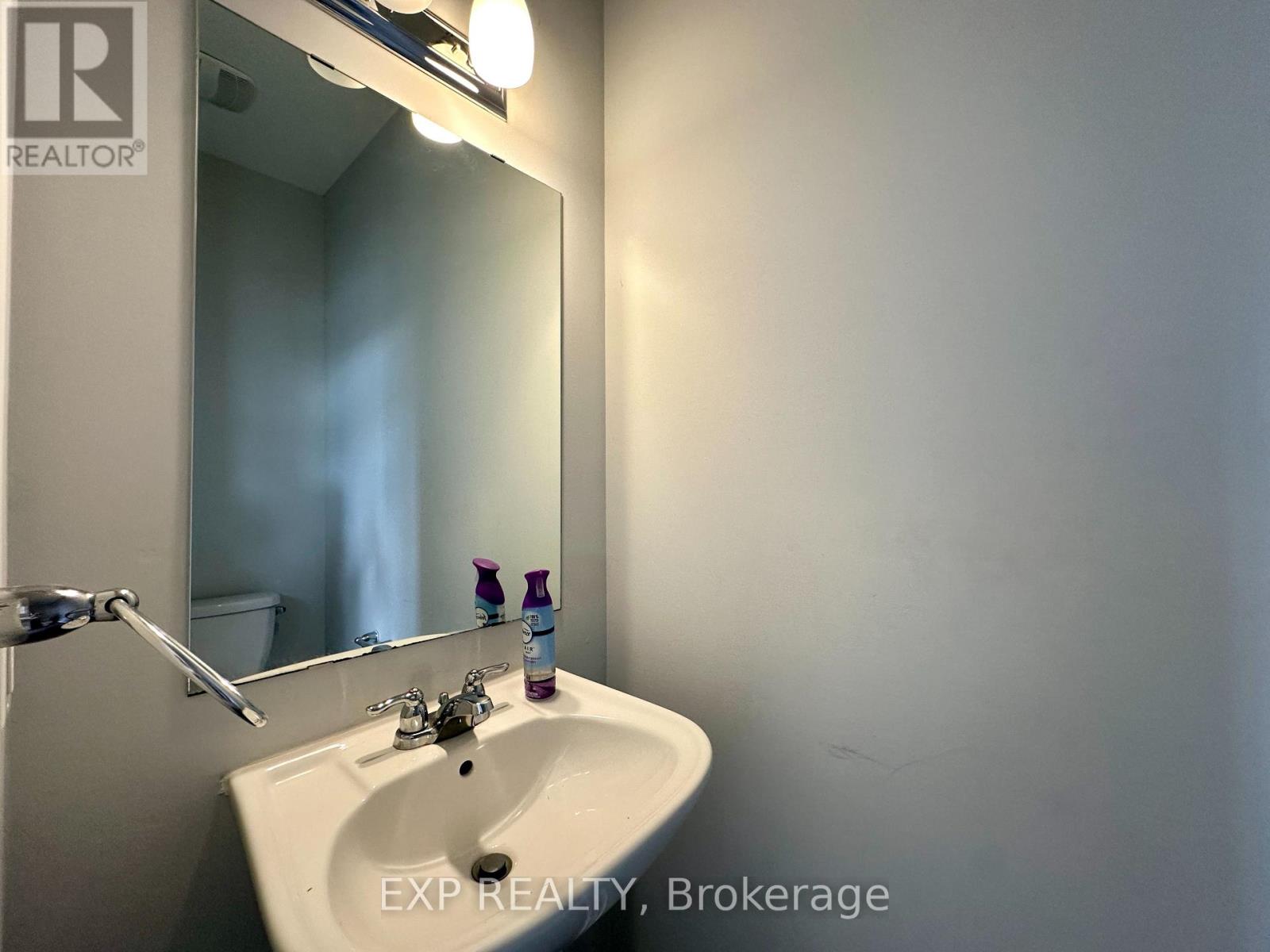 823 Regulus Ridge, Ottawa, Ontario  K2J 6S9 - Photo 9 - X12906706