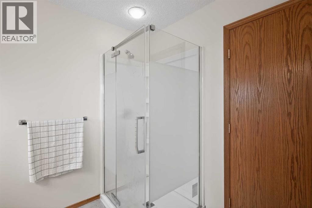 84 Shawbrooke Circle Sw, Calgary, Alberta  T2Y 3A1 - Photo 27 - A2311357