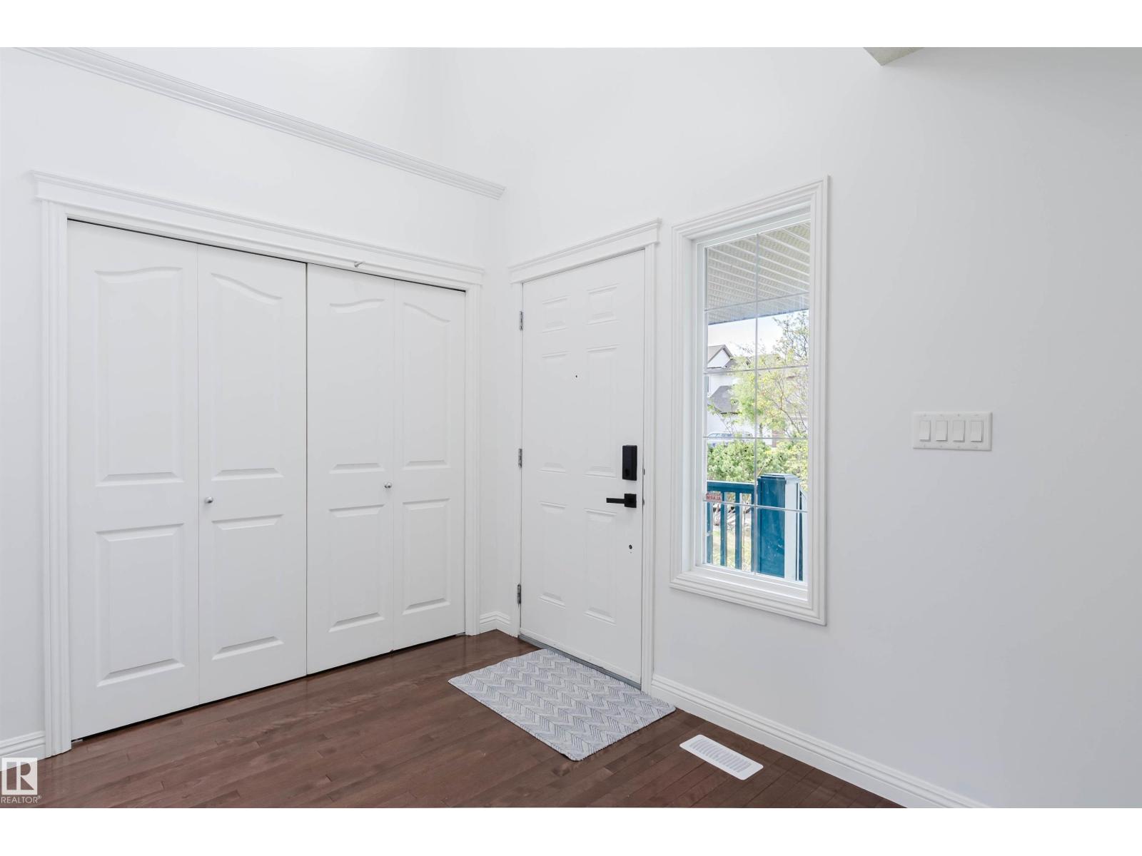 1951 120 St Sw, Edmonton, Alberta  T6W 0A8 - Photo 3 - E4488356