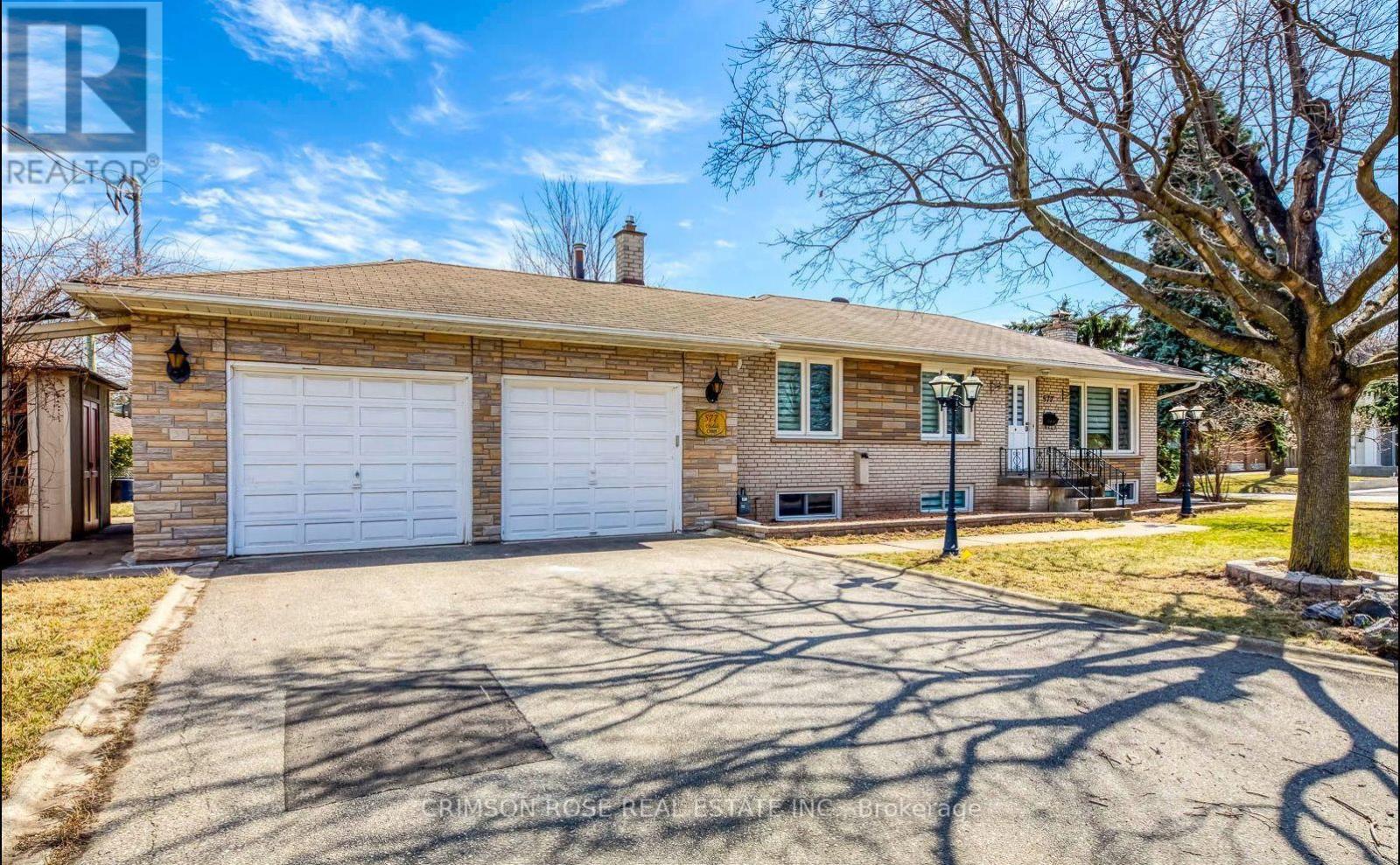 577 TRUDALE COURT, Oakville, Ontario