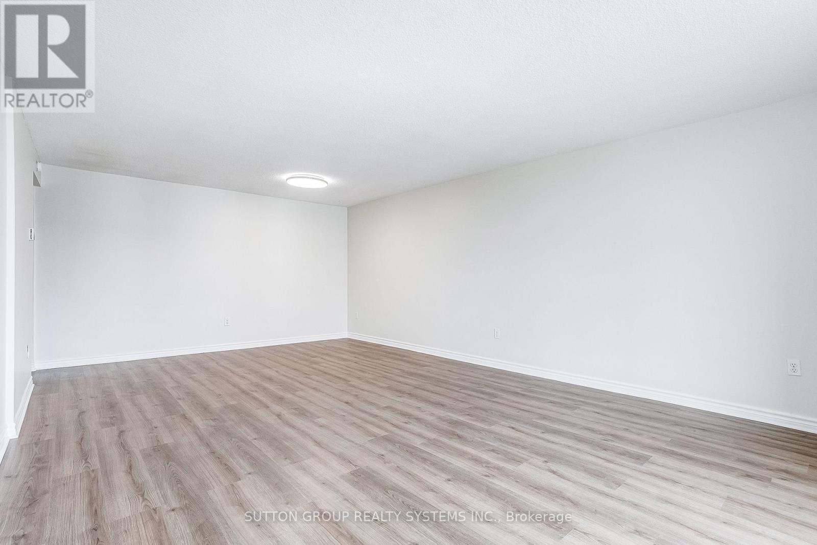 1211 - 1100 Caven Street, Mississauga, Ontario  L5G 4N3 - Photo 11 - W13139278