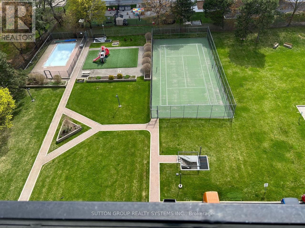 1211 - 1100 Caven Street, Mississauga, Ontario  L5G 4N3 - Photo 14 - W13139278