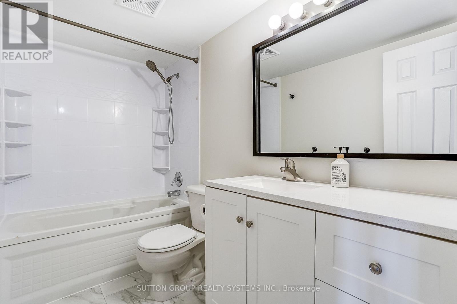 1211 - 1100 Caven Street, Mississauga, Ontario  L5G 4N3 - Photo 18 - W13139278