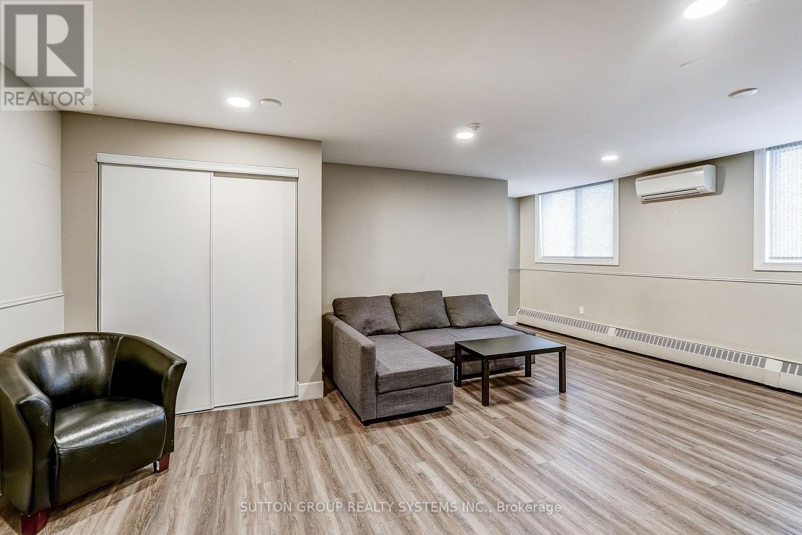 1211 - 1100 Caven Street, Mississauga, Ontario  L5G 4N3 - Photo 31 - W13139278