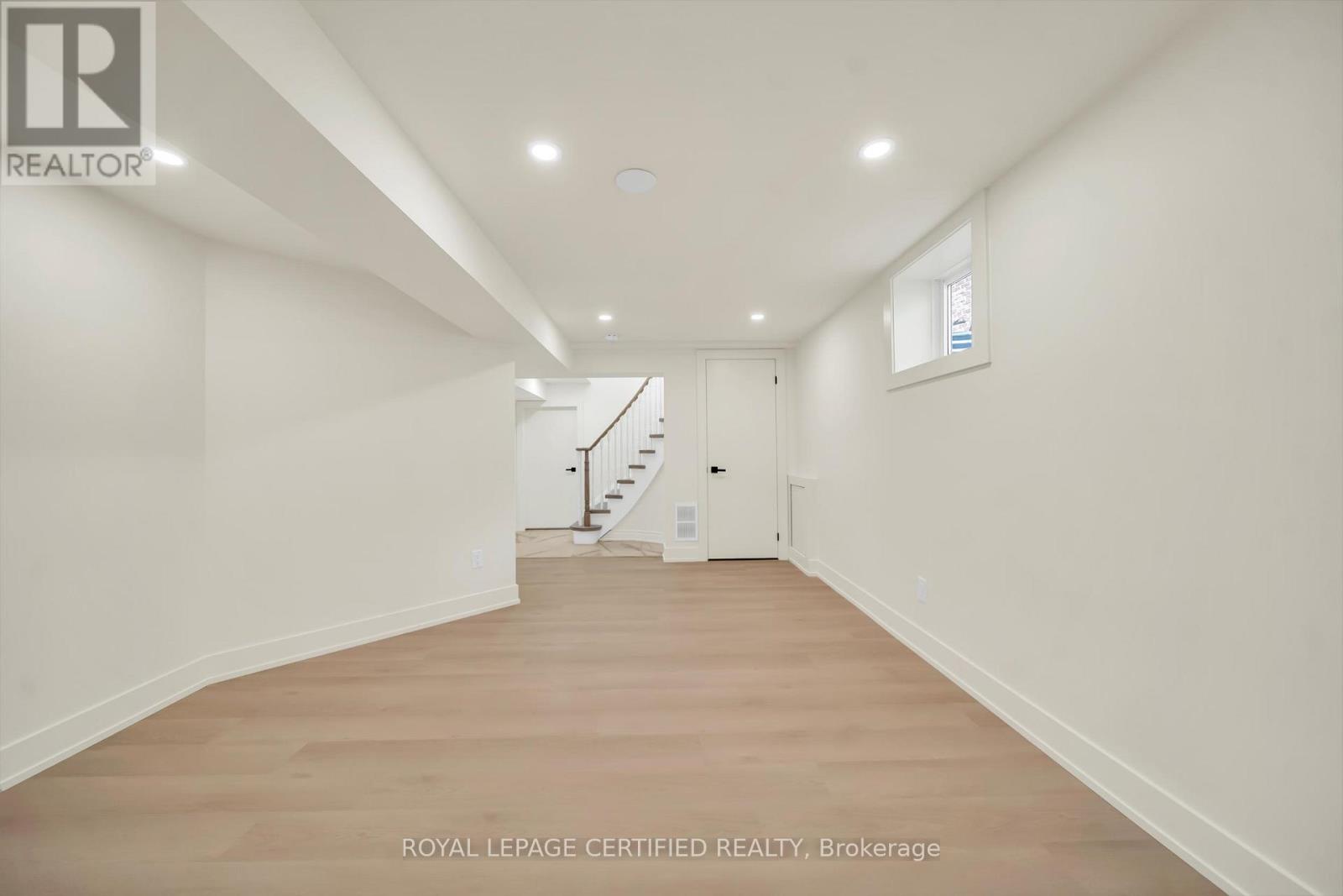 5016 Natkarni Crescent, Mississauga, Ontario  L5V 1L2 - Photo 41 - W13139292