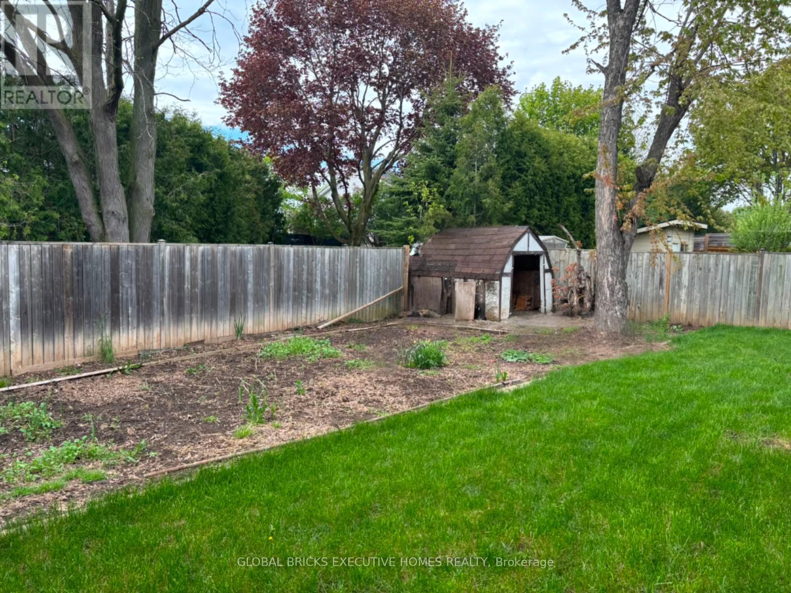 Main - 3285 Lansdown Drive, Burlington, Ontario  L7M 1S4 - Photo 21 - W13111994
