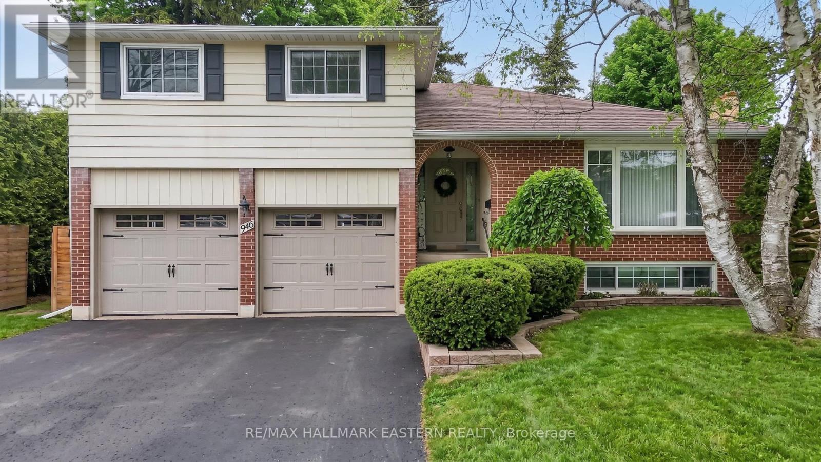 946 BEAUFORT COURT, Oshawa, Ontario
