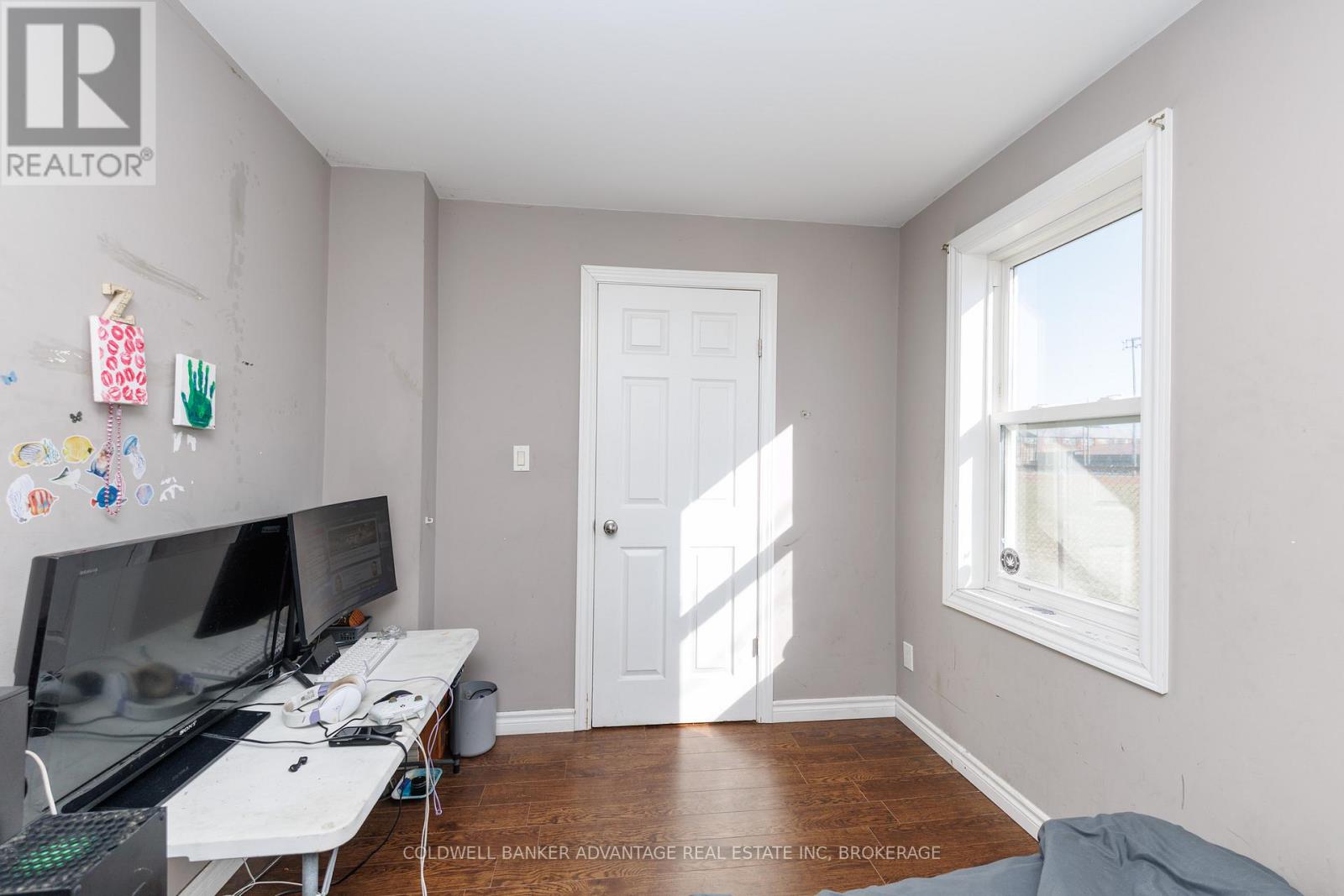 108 Burgar Street, Welland, Ontario  L3B 2S8 - Photo 12 - X13097742