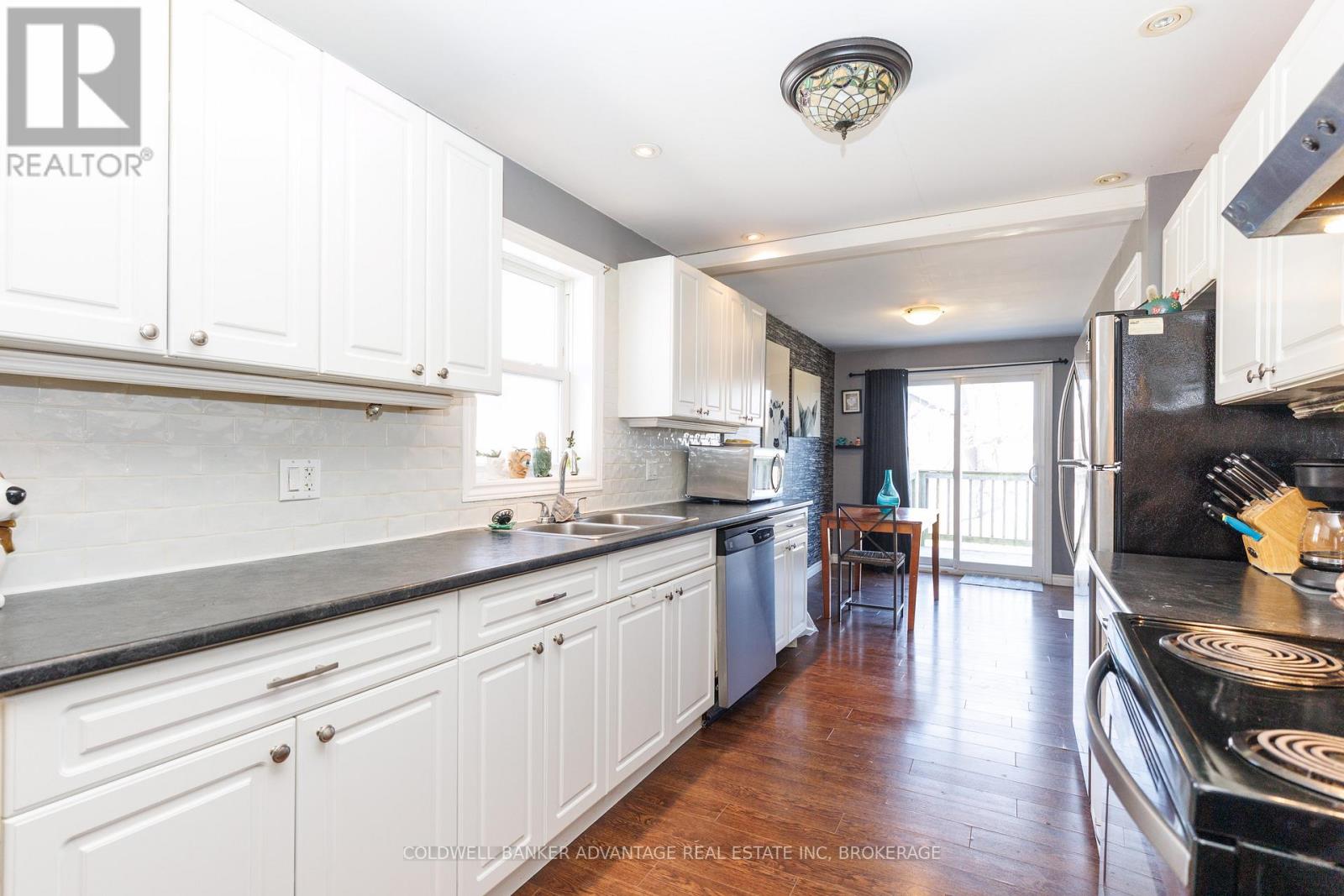 108 Burgar Street, Welland, Ontario  L3B 2S8 - Photo 6 - X13097742